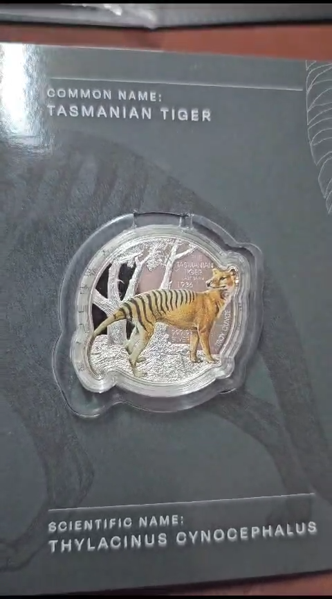 2021 Solomon Islands $2 Tasmanian Tiger 1oz Silver Coin | OGP | CoA